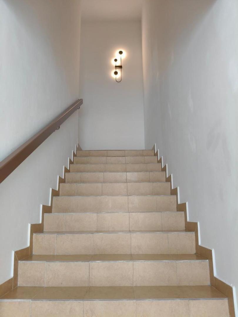 L23 ,88 House
